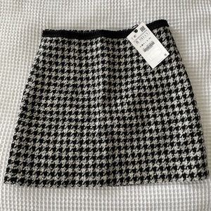 New Women’s Zara Houndstooth Mini Skirt